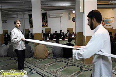 طلبه ها در حال معمم شدن و پوشیدن لباس امام زمان_4